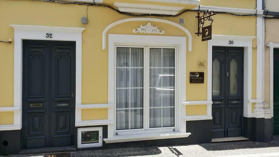 Azor International Hostel Ponta Delgada  Exterior photo